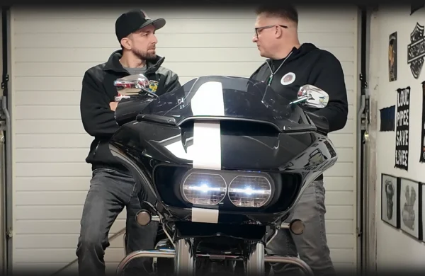 Montaż radia Soundstream Reserve WHD14+